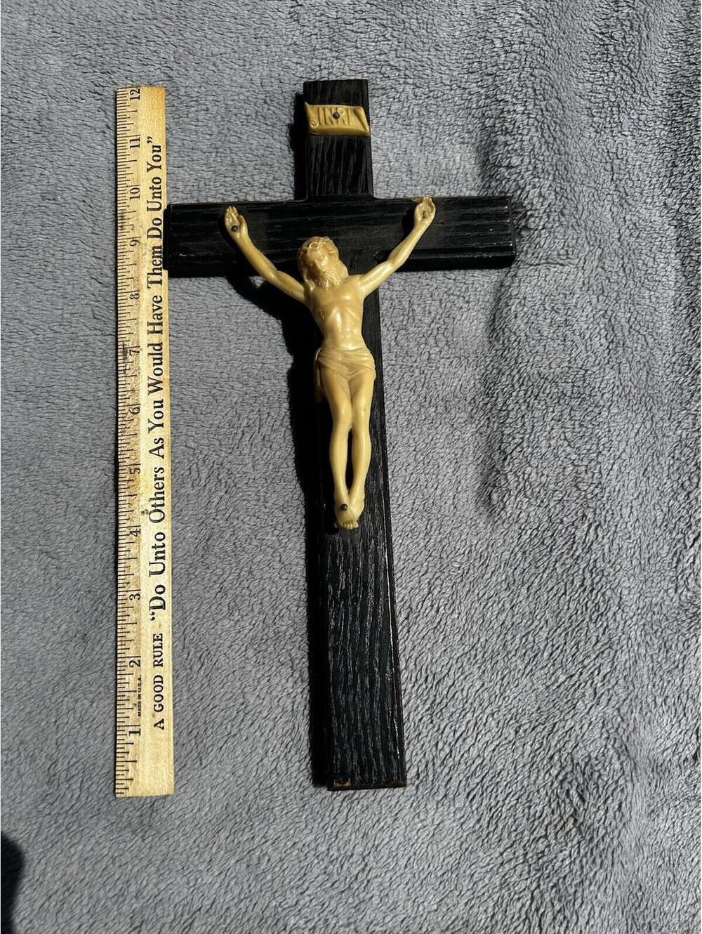 Vintage Wooden 12"  Wall Cross Crucifix Resin Jesus Holy Religious Rc25